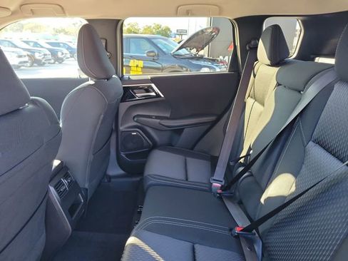 New 2026 Mitsubishi Outlander ES image 11