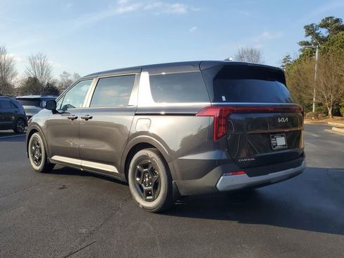 New 2026 Kia Carnival LXS image 5