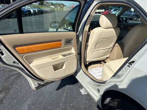 Used 2008 Lincoln MKZ FWD image 32