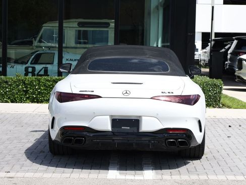 Used 2022 Mercedes-Benz SL 63 AMG 4MATIC image 7