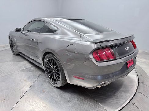 Used 2017 Ford Mustang GT image 7