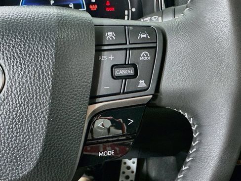 Used 2026 Toyota Camry SE FWD image 25