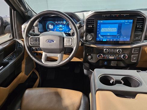 Used 2022 Ford F150 Lariat AWD/4WD image 9