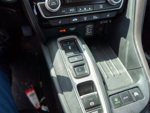 Used 2019 Honda Insight Touring image 19