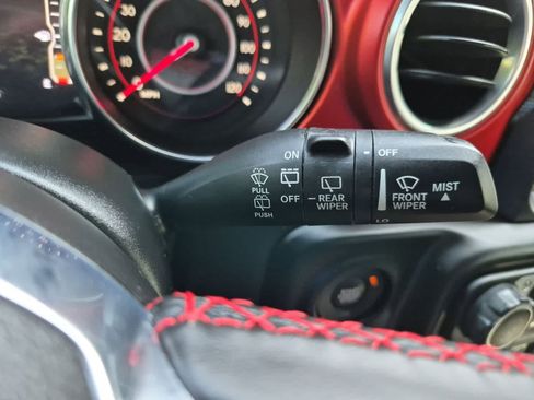 Certified 2021 Jeep Wrangler Unlimited Rubicon AWD/4WD image 26