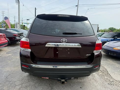 Used 2013 Toyota Highlander 4WD w/ Cold Weather Pkg image 5