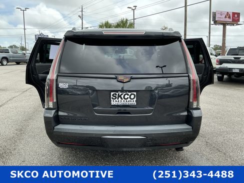 Used 2019 Cadillac Escalade Premium Luxury RWD image 33