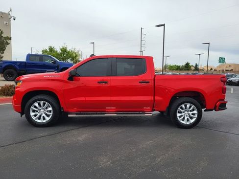 Used 2025 Chevrolet Silverado 1500 Custom RWD image 4