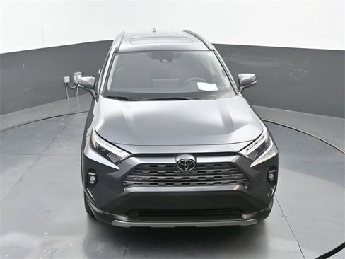 Used 2023 Toyota RAV4 Limited image 31