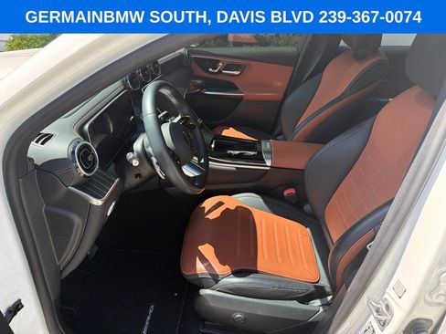 Used 2024 Mercedes-Benz GLC 300 4MATIC image 13