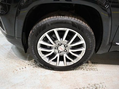 New 2026 GMC Terrain Denali w/ LPO, Black Badging Package image 28