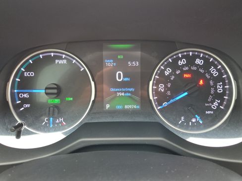 Certified 2022 Toyota RAV4 XLE Premium AWD/4WD image 25