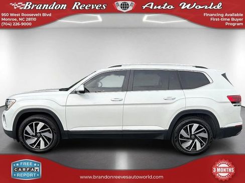 Used 2024 Volkswagen Atlas SEL AWD/4WD image 9