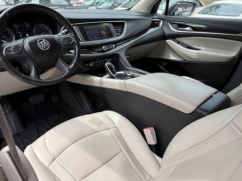 Used 2019 Buick Enclave Essence FWD image 50