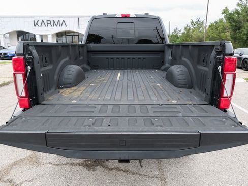 Used 2022 Ford F350 Platinum w/ FX4 Off-Road Package AWD/4WD image 54