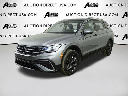 Used 2024 Volkswagen Tiguan SE