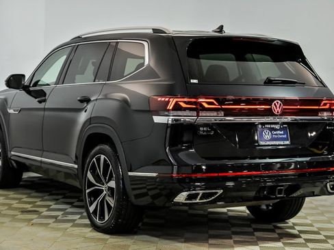 Certified 2026 Volkswagen Atlas SEL Premium R-Line AWD/4WD image 6