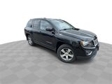 Used 2016 Jeep Compass High Altitude image 2