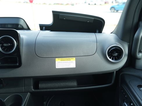 New 2026 Mercedes-Benz Sprinter 2500 image 30