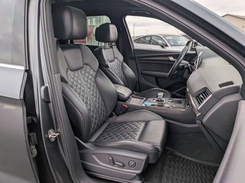 Used 2019 Audi SQ5 Premium Plus w/ Premium Plus Package image 23