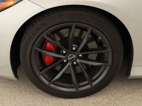 Used 2024 Nissan Z Performance w/ Floor Mat Package RWD image 25