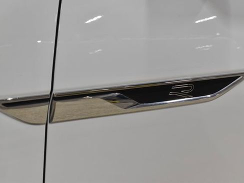 Used 2021 Volkswagen Atlas SE image 41