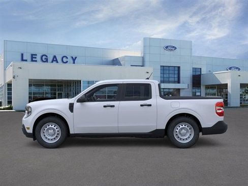 New 2026 Ford Maverick XL image 3