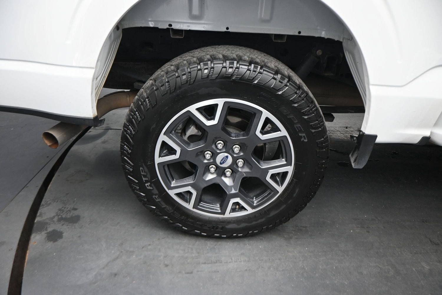Used 2024 Ford F150 STX AWD/4WD image 23