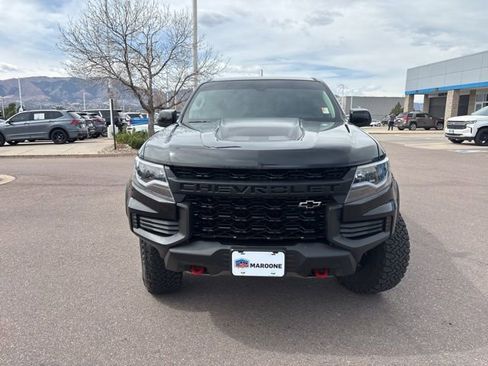 Used 2021 Chevrolet Colorado ZR2 w/ ZR2 Midnight Special Edition AWD/4WD image 2