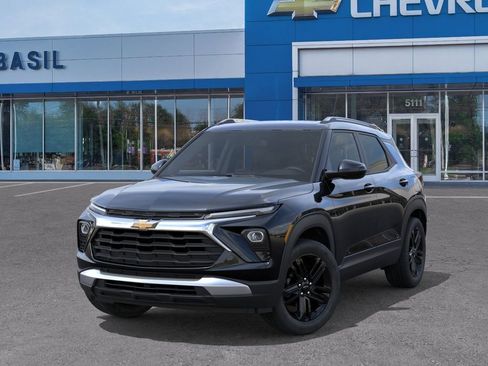 New 2026 Chevrolet TrailBlazer LT w/ Midnight Edition AWD/4WD image 6