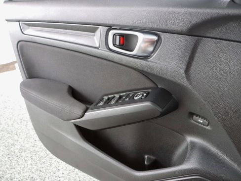 Used 2023 Honda Civic Sport image 21