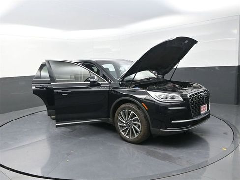 Used 2023 Lincoln Corsair Reserve w/ Equipment Group 201A image 35