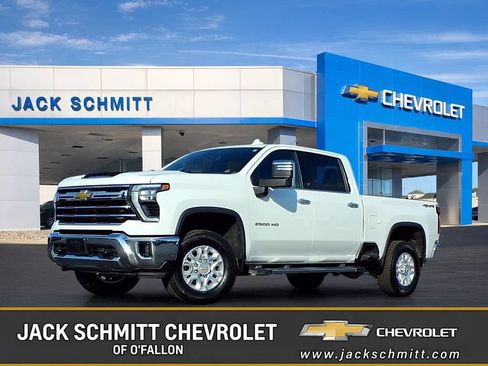 Used 2026 Chevrolet Silverado 2500 LTZ AWD/4WD image 1