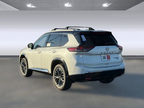 New 2026 Nissan Rogue Platinum w/ Platinum Premium Package image 3