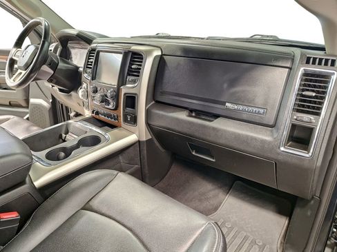 Used 2017 RAM 1500 Laramie w/ Convenience Group image 15