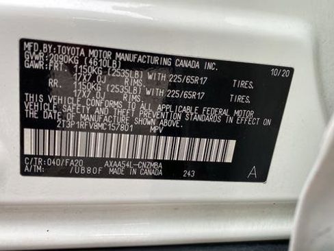 Used 2021 Toyota RAV4 XLE w/ Convenience Package AWD/4WD image 29