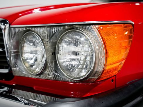 Used 1987 Mercedes-Benz 560 SL image 28