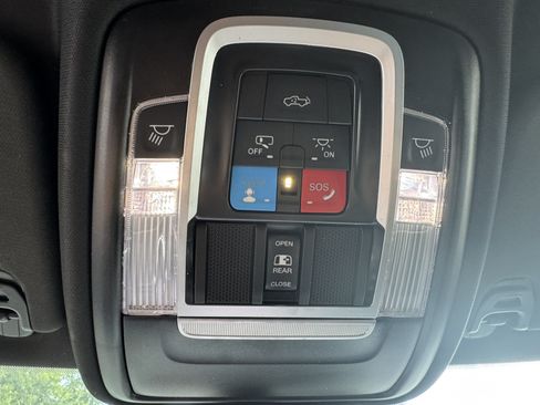 Used 2025 RAM 1500 Laramie RWD image 26