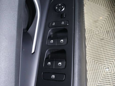 Used 2024 Hyundai Elantra SEL FWD image 32