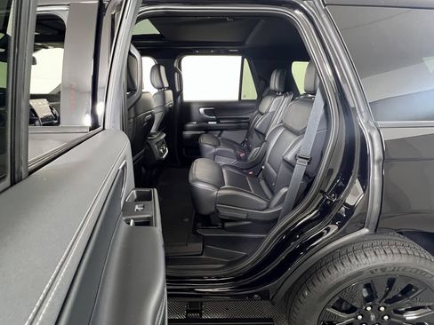 New 2025 Ford Expedition Platinum w/ Stealth Appearance Package image 9