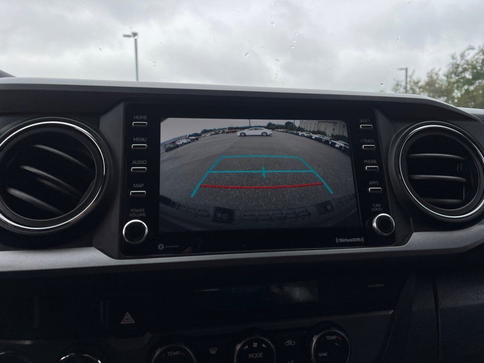 Used 2021 Toyota Tacoma TRD Sport AWD/4WD image 19