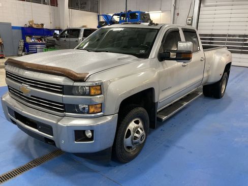 Used 2015 Chevrolet Silverado 3500 LTZ w/ Duramax Plus Package image 3