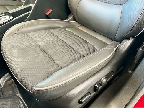 Used 2023 Chevrolet TrailBlazer RS w/ Convenience Package image 18