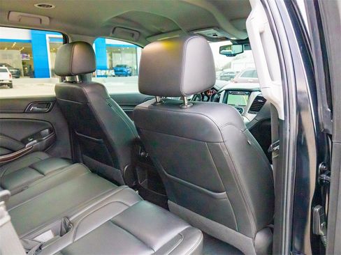 Used 2019 GMC Yukon SLT w/ HD Trailering Package image 21