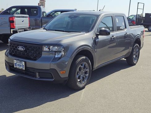 New 2026 Ford Maverick XLT w/ XLT Luxury Package FWD image 4