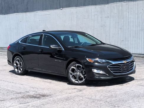 Used 2023 Chevrolet Malibu LT FWD image 11