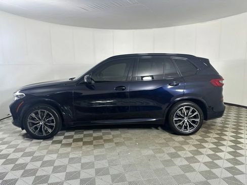 Used 2019 BMW X5 xDrive50i w/ M Sport Package AWD/4WD image 4