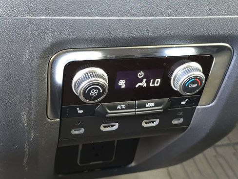 Used 2024 GMC Yukon XL Denali w/ Denali Reserve Package image 43