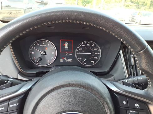 Used 2024 Subaru Outback Premium AWD/4WD image 18