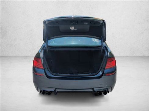 Used 2015 BMW M5 RWD image 7